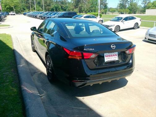 2023 Nissan Altima S FWD