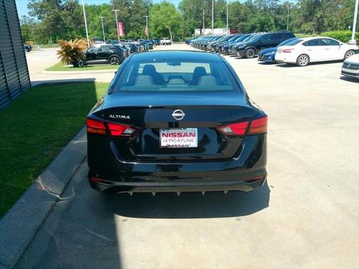 2023 Nissan Altima S FWD