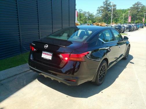 2023 Nissan Altima S FWD