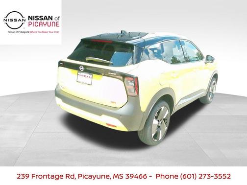 2025 Nissan Kicks SR