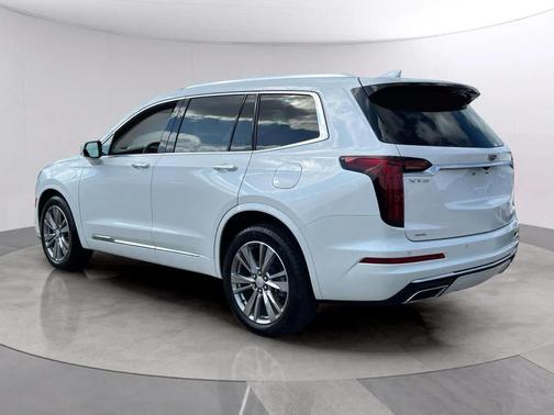 2023 Cadillac XT6 Premium Luxury AWD