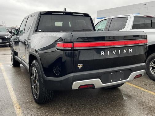 2022 Rivian R1T Adventure