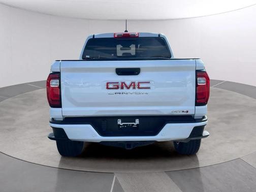 2023 GMC Canyon AT4