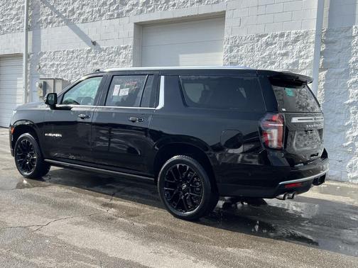 2024 Chevrolet Suburban High Country