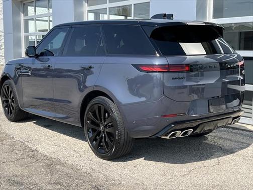 2023 Land Rover Range Rover Sport First Edition