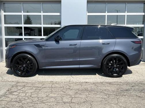 2023 Land Rover Range Rover Sport First Edition