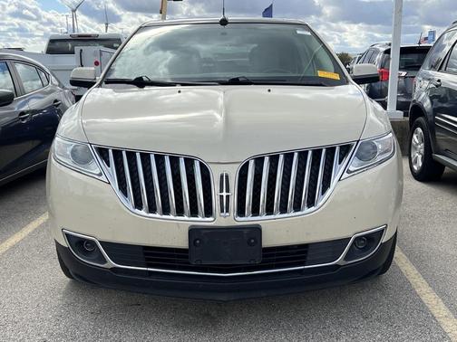 2014 Lincoln MKX Base