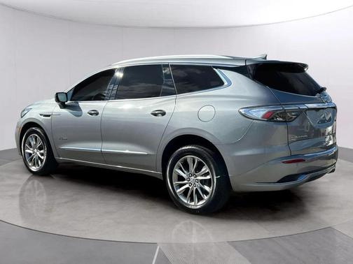 2023 Buick Enclave Avenir AWD