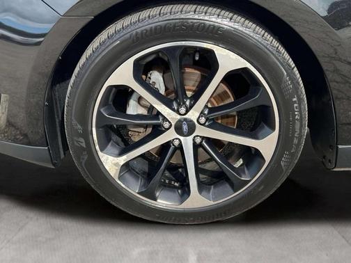2015 Ford Taurus SEL