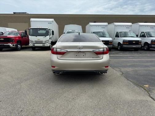2017 Lexus ES 350 Base