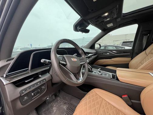 2023 Cadillac Escalade Sport