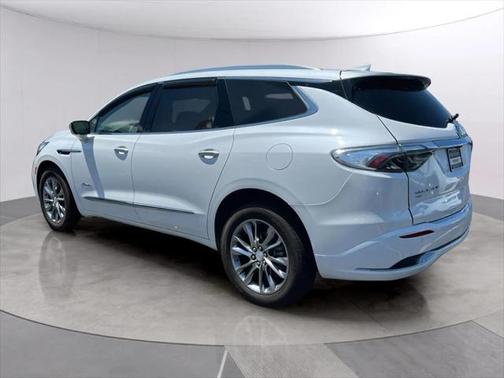 2022 Buick Enclave AWD Avenir