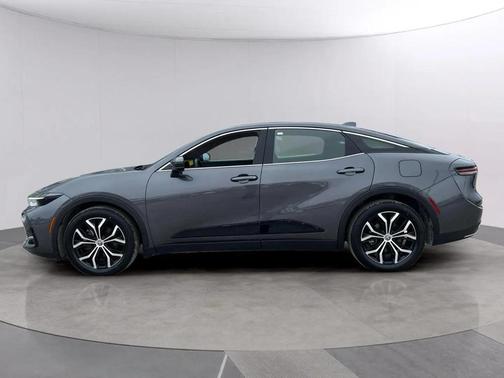 2023 Toyota Crown XLE