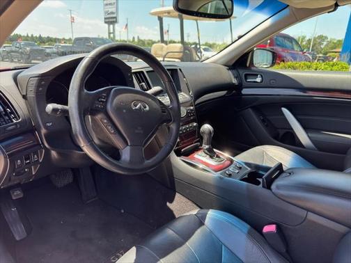 2011 INFINITI G37 Base