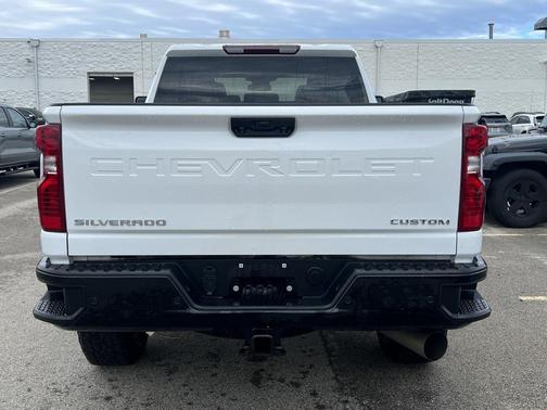 2024 Chevrolet Silverado 2500 Custom