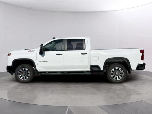 2024 Chevrolet Silverado 2500 Custom