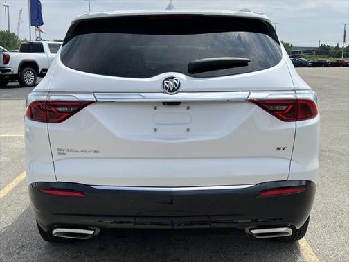 2024 Buick Enclave Essence AWD