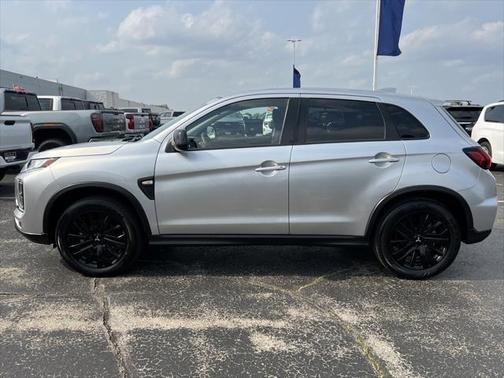 2023 Mitsubishi Outlander Sport 2.0 LE