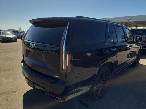 2022 Cadillac Escalade ESV Sport Platinum