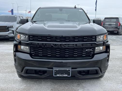 2022 Chevrolet Silverado 1500 Custom