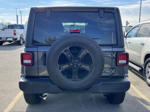 2022 Jeep Wrangler Unlimited Sport Altitude