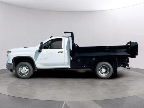 2025 Chevrolet Silverado 3500 WT