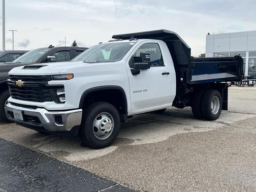 2025 Chevrolet Silverado 3500 WT
