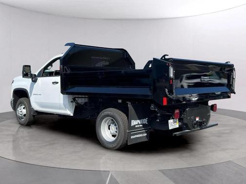 2025 Chevrolet Silverado 3500 WT