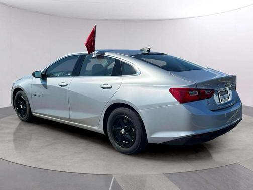 2017 Chevrolet Malibu 1LS