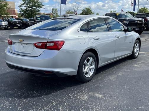 2017 Chevrolet Malibu 1LS