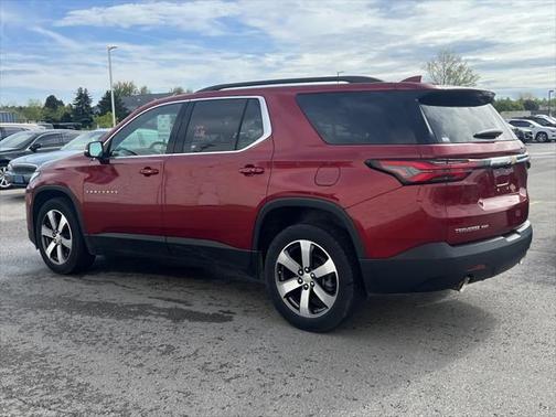 2023 Chevrolet Traverse LT Leather