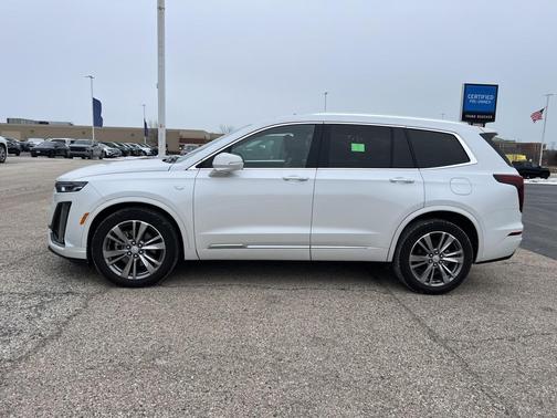 2025 Cadillac XT6 Premium Luxury AWD