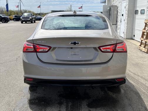 2022 Chevrolet Malibu FWD LT