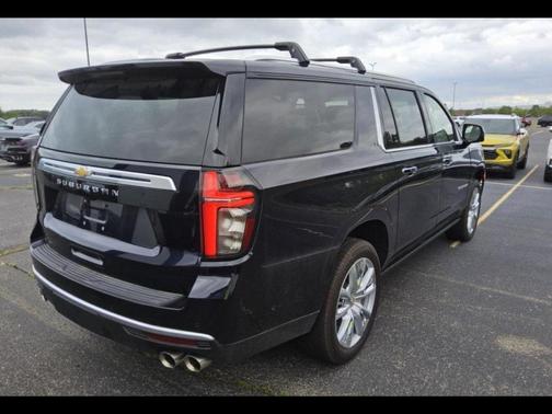 2024 Chevrolet Suburban 4WD High Country