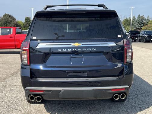2024 Chevrolet Suburban 4WD High Country