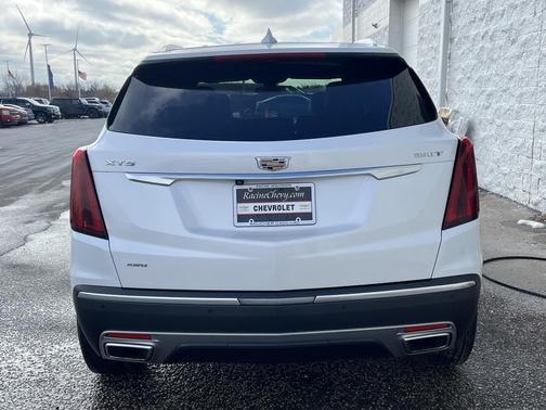 2021 Cadillac XT5 Premium Luxury