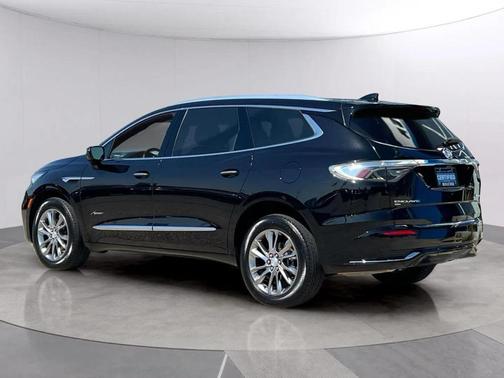 2022 Buick Enclave AWD Avenir