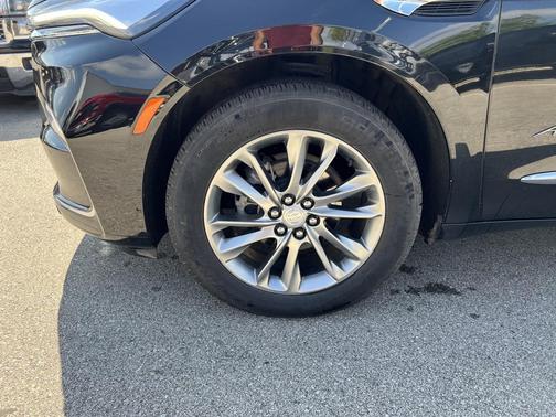 2022 Buick Enclave AWD Avenir
