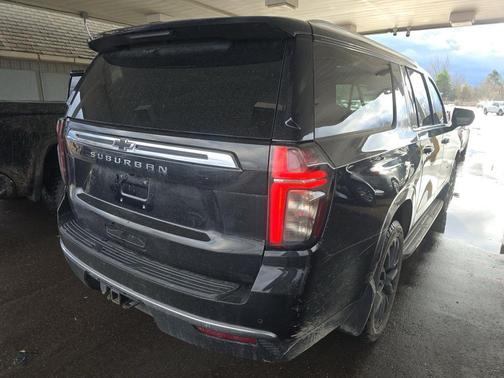 2023 Chevrolet Suburban LS