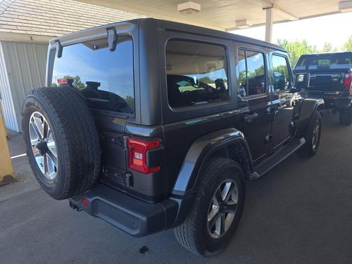 2020 Jeep Wrangler Unlimited Sahara