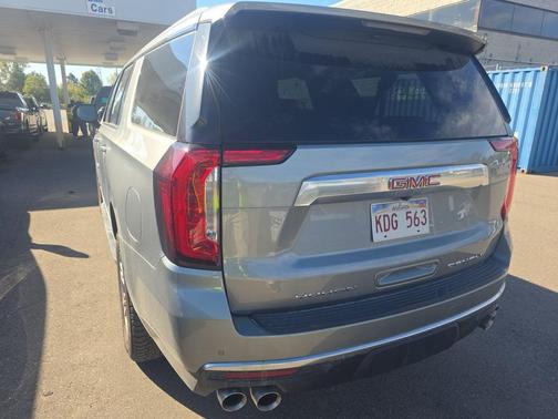 2023 GMC Yukon XL Denali