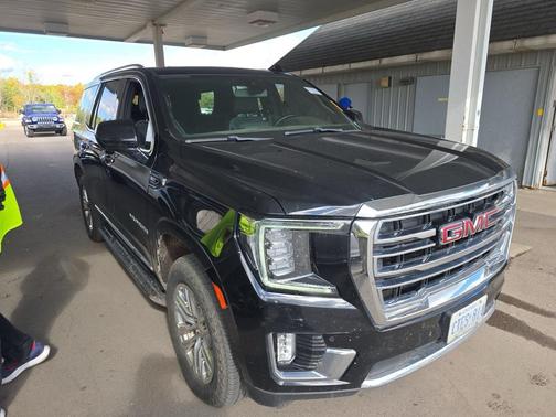 2022 GMC Yukon SLT