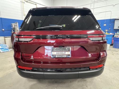 2023 Jeep Grand Cherokee Altitude