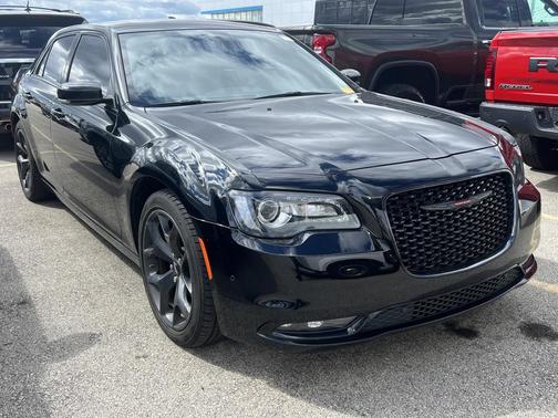 2023 Chrysler 300 S