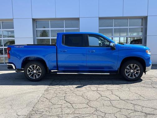 2025 Chevrolet Silverado 1500 LT