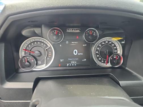 2022 RAM 1500 Classic SLT