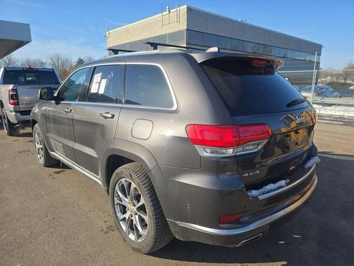 2020 Jeep Grand Cherokee Summit