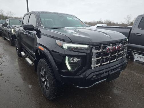 2024 GMC Canyon AT4X
