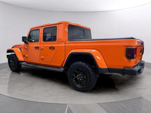 2025 Jeep Gladiator High Tide