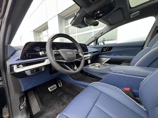 2025 Cadillac OPTIQ Sport